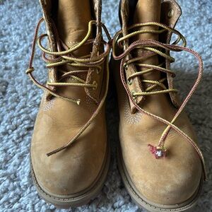 Tan Lace-Up Timberland Boots
